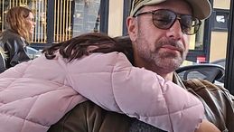 Raoul Bova, il dolce scatto con le figlie 