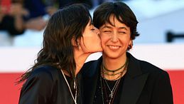 Kasia Smutniak insieme alla figlia sul red carpet
