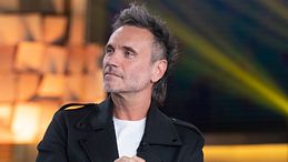 Nek: "Martina mi ha insegnato a essere padre"