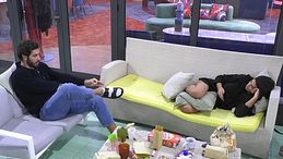 Omer a Rasha: "Non mi butto per una ragazza che non mi vuole"