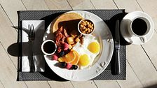 La colazione nei chiostri di milano, una vacanza in città  