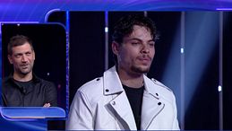 Grande Fratello, Simone De Bianchi rivede il papà