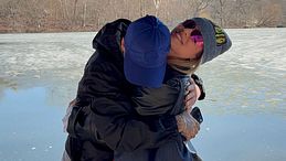 Ultimo e Jacqueline Luna a New York insieme al figlio Enea