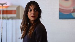 Far away, la puntata del 14 luglio in streaming