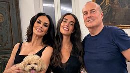 Maria Grazia Cucinotta, lo scatto con la figlia e il marito 