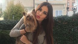 Elisabetta Gregoraci, l'addio alla cagnolina Diva: "17 anni insieme"