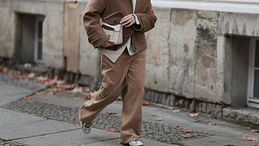 Quali sono i pantaloni must-have di quest’autunno e come si indossano?