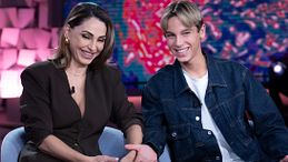 Anna Tatangelo presenta a Verissimo il figlio Andrea