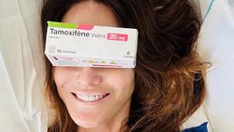 Carla Bruni rivela: “Ho terminato 5 anni di cure per il tumore al seno"