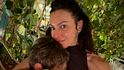 Paola Turani: “Ho sbagliato a mostrare mio figlio online"