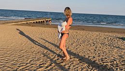 Federica Pellegrini, la prima volta al mare della seconda figlia Rachele