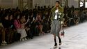 I pantaloni per il rientro in città? I bermuda, ecco i modelli che dettano tendenza dalle sfilate AI 26-27