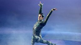 Roberto Bolle avrà la sua stella sulla Hollywood Walk of Fame