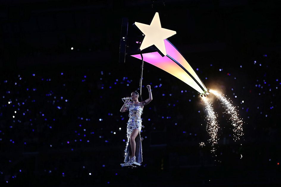 Katy Perry, una cantante in missione spaziale | Mediaset Infinity
