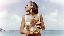 80 anni di bikini (e non solo), la storia della moda beachwear dalle origini ai look più rivoluzionari 