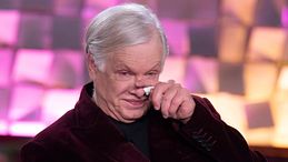 Garrison ricorda in lacrime Beppe Vessicchio: "Era un maestro vero"