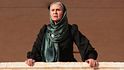 Far away, la puntata del 18 settembre in streaming