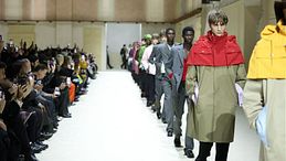 Milano Fashion Week FW2627: il gioco dei contrasti di Prada