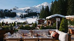 I rifugi sulle piste più belli del mondo: dove l’alta quota incontra la grande cucina