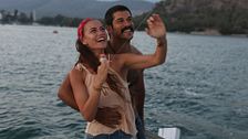 Un amore come te, il film con Burak Özçivit in streaming gratis su Mediaset Infinity