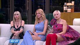 L'alleanza tra Alessandra, Adriana e Antonella