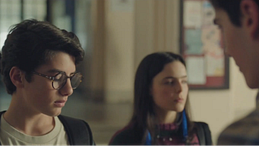 "Il ragazzo dai pantaloni rosa", un estratto del film a Verissimo