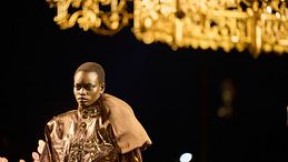 La sfilata Saint Laurent Primavera/Estate 2027 chiude la golden age di Anthony Vaccarello?