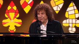 La Ruota della Fortuna, Riccardo Cocciante ospite in studio 