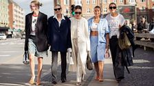 Cosa regalare per la Festa della Mamma 2026? Le idee moda (last minute) in base al suo mood