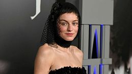 Emma Corrin, la nuova cool girl del cinema inglese