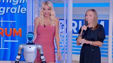 Valeria Marini ospite a Forum: "Ritorno al GF Vip per una rivincita"