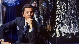 Valentino: l'ultimo imperatore su Mediaset Infinity 