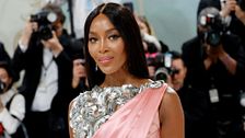 I trucchi delle star: Naomi Campbell. 5 segreti di bellezza da copiare alla Venere Nera 