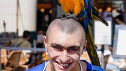 Achille Costacurta si prende una pausa dai social: “Entro in un ritiro in India”