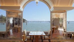 Estate in città? Guida ai locali aperti ad agosto da colazione a cena 