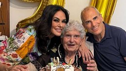 Maria Grazia Cucinotta festeggia i 97 anni della mamma