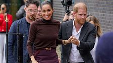 Meghan Markle e Harry a Nottingham: il look british (che copia Kate)