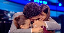 Ermal Meta commosso per la sorpresa delle figlie a Io Canto Family