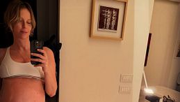 Federica Pellegrini mostra il pancione di 35 settimane