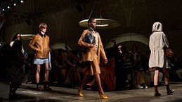 Milano Fashion Week SS26: aprono le danze Diesel, Alberta Ferretti e Iceberg  