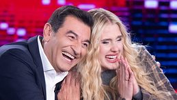 Max Giusti e Isobel Kinnear presentano "la loro" Caduta libera