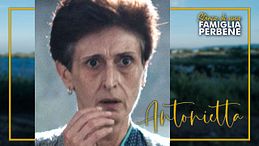 Elena Cantarone è Antonietta