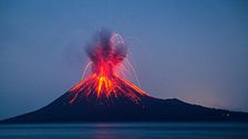 Il risveglio dei giganti. Dall’Etna al Kilauea