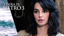 Francesca Chillemi è Monica Mirafiori
