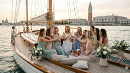 Addio al nubilato chic: 5 idee per sorprendere davvero la futura sposa