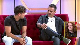 El duro reencuentro entre un padre e hijo tras una pelea: "Le estampé contra las escaleras"