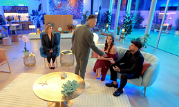 “Te ha hecho falta que se líe conmigo para que espabiles, me tienes que dar las gracias”: Álex se enfrenta a David y recibe el desprecio de Alba