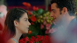 De qué va 'Amar es primavera', la serie turca de Mediaset Infinity sobre un amor no correspondido 