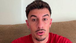 Juanpi Vega asegura que Sandra Barrios está tonteando con un chico: “Me lo han dicho”