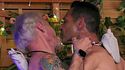 Un soltero intenta "subir la temperatura" en el jacuzzi de 'First Dates' y su cita termina en cobra